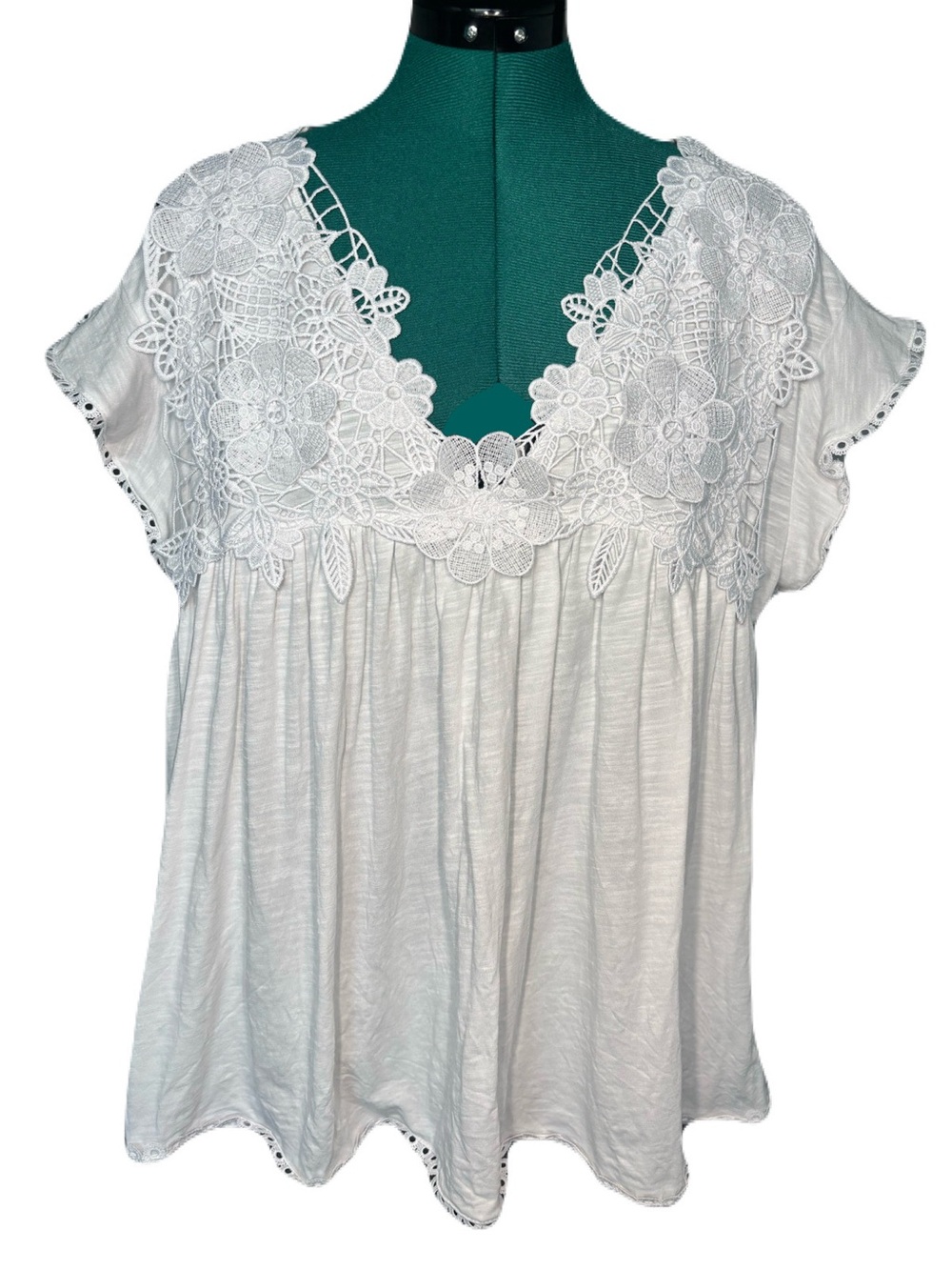 Cato Lace Appliqué Boho Top - White